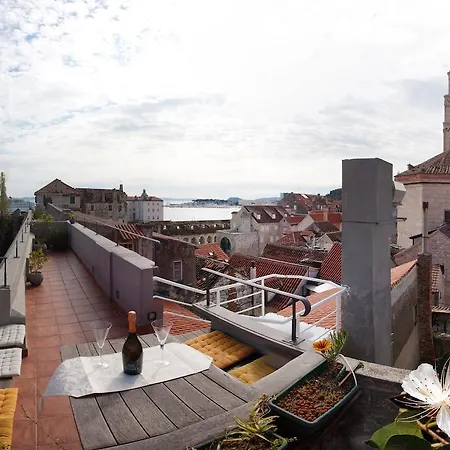 Million Dollar View Apartment